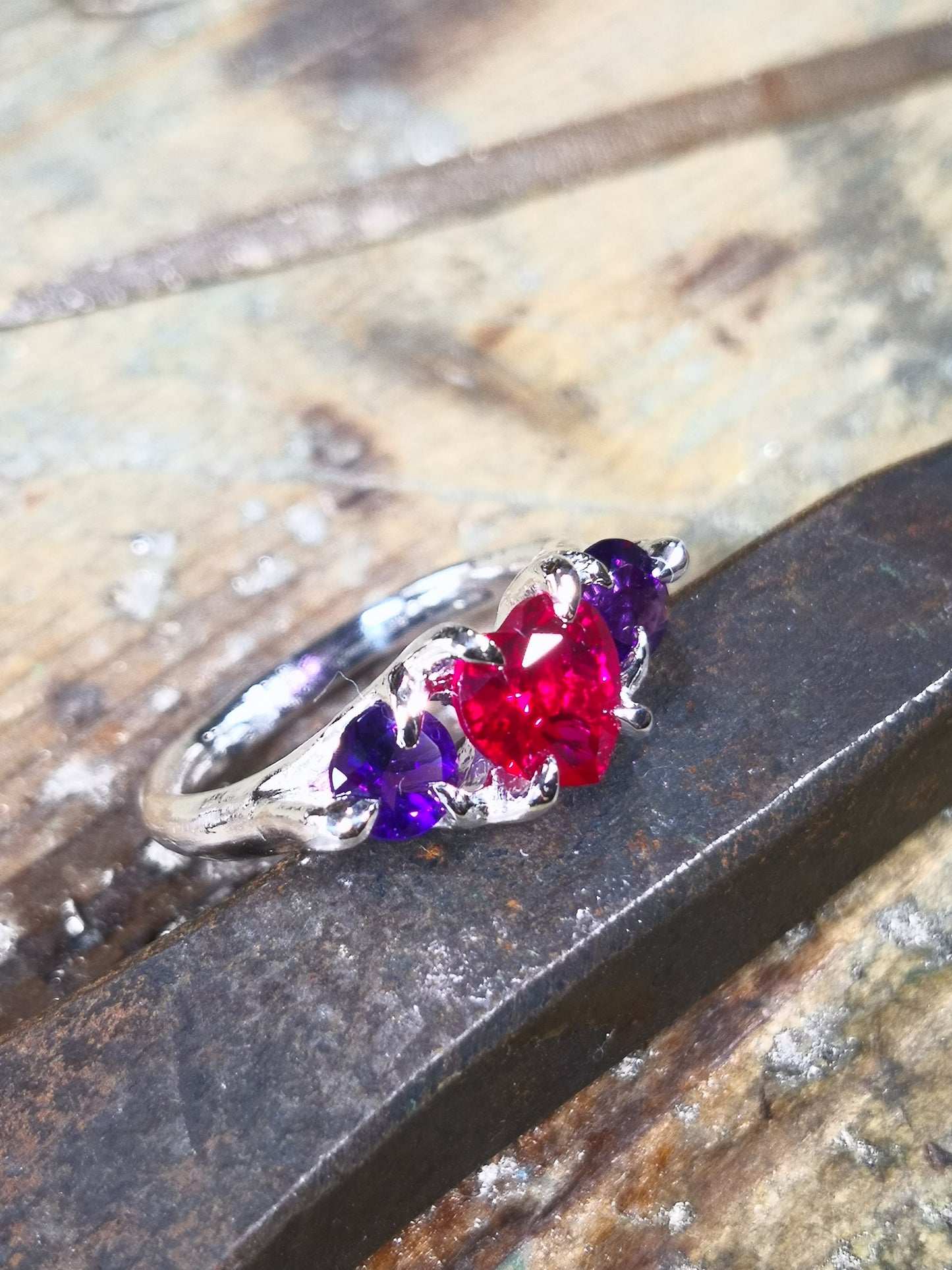 Trilogy "NeroCraft" with Ruby (synthetic) Heart cut and Amethysts