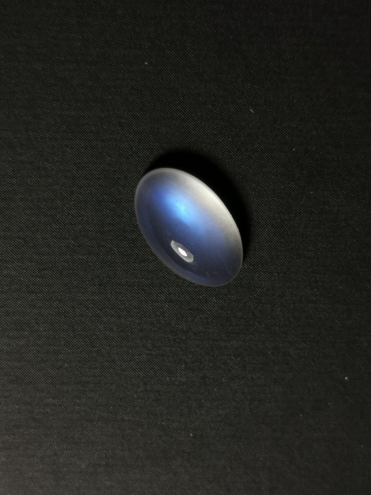 Adularia Pietra di Luna taglio ovale cabochon 2,07 ct