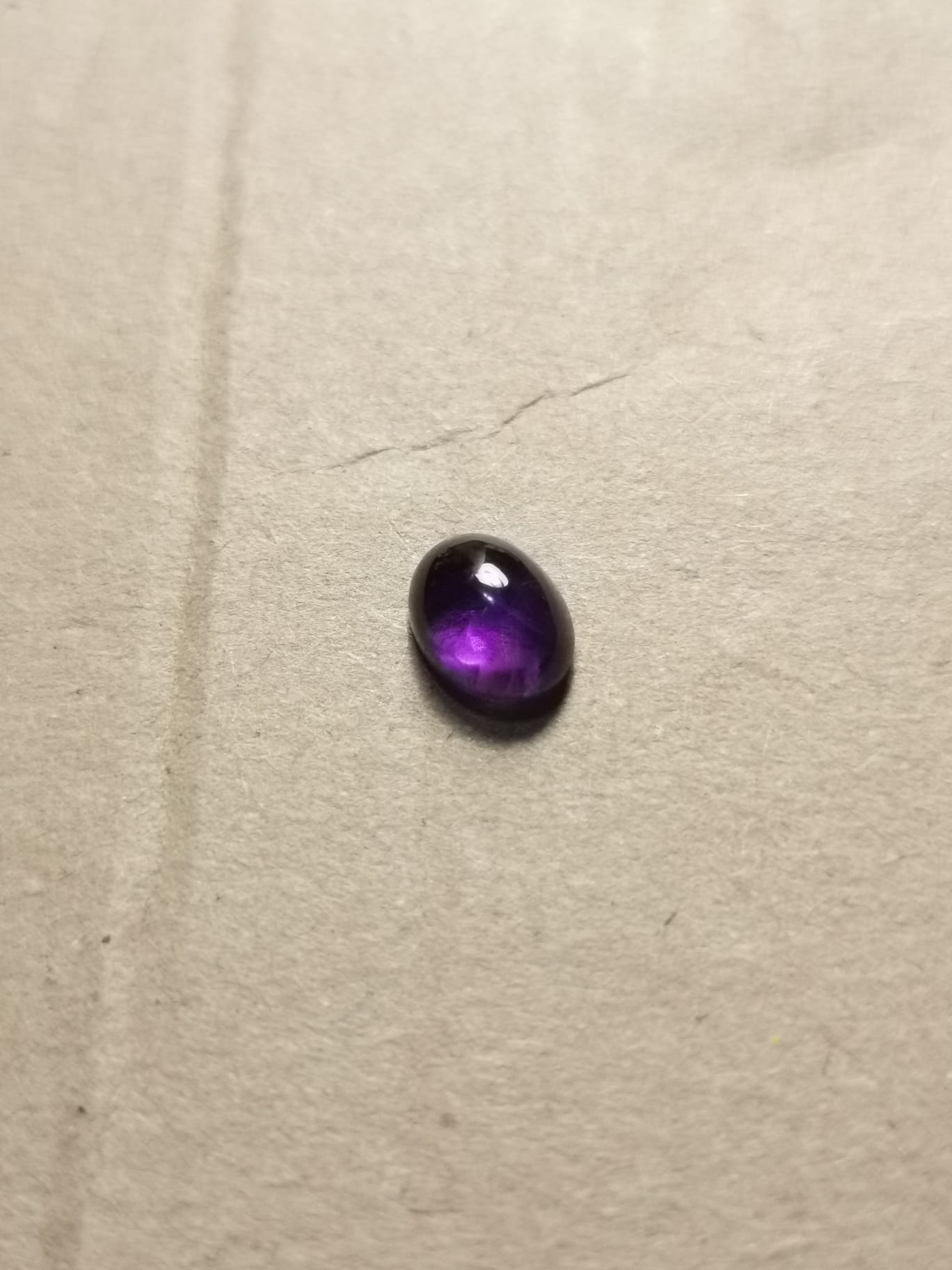 Ametista taglio ovale cabochon 1,22 ct