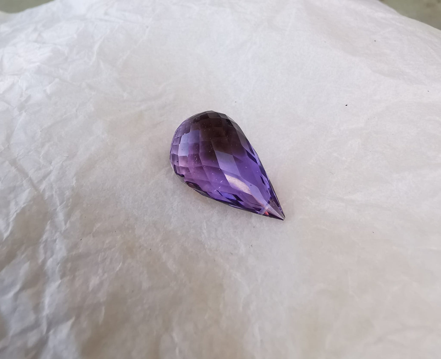 Ametista taglio goccia briolette forata 10,81 ct