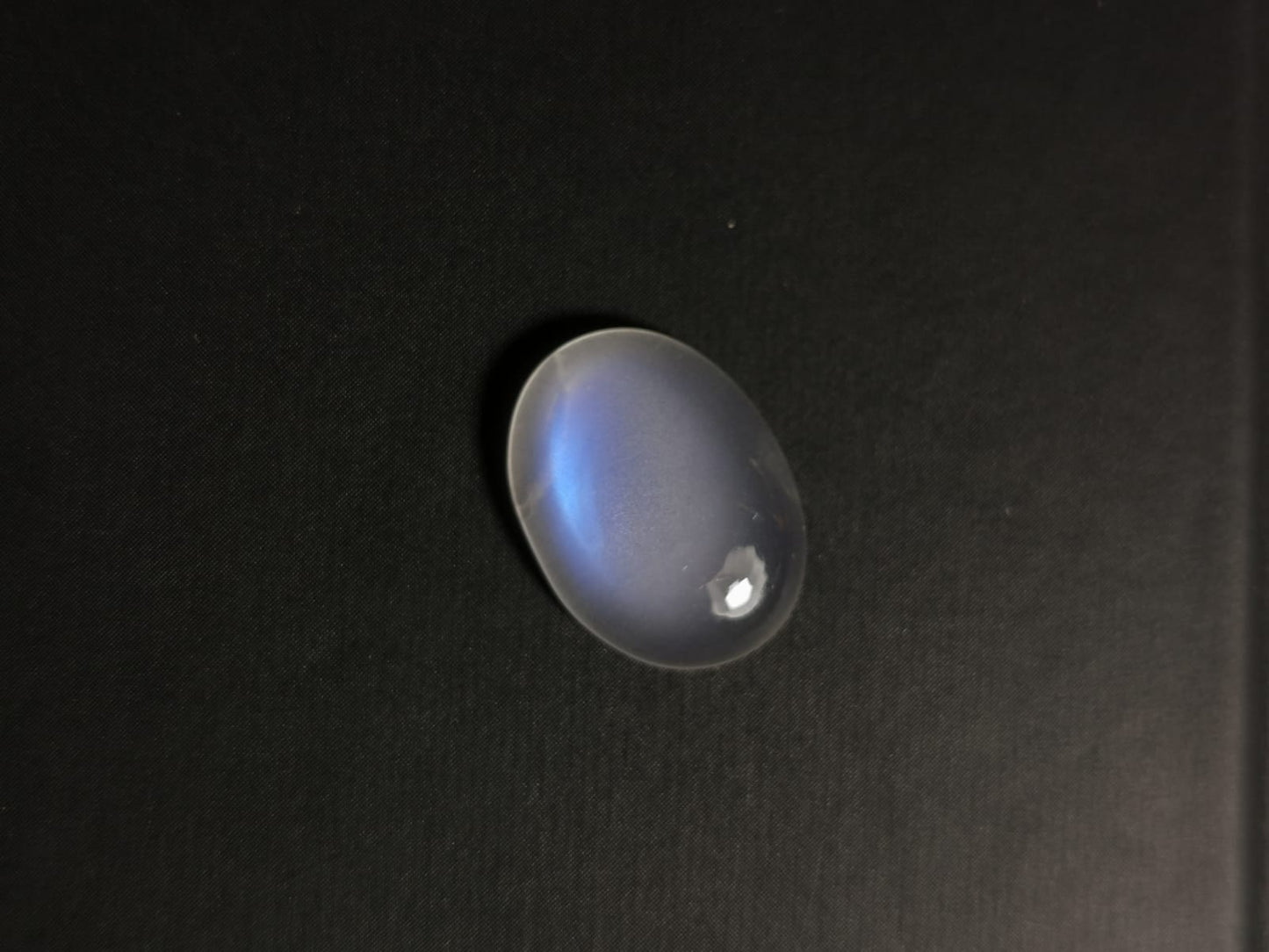 Adularia Pietra di Luna taglio ovale cabochon 5,71 ct
