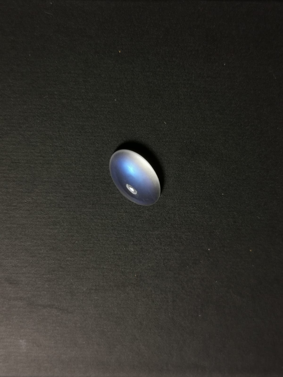 Adularia Pietra di Luna taglio ovale cabochon 2,07 ct