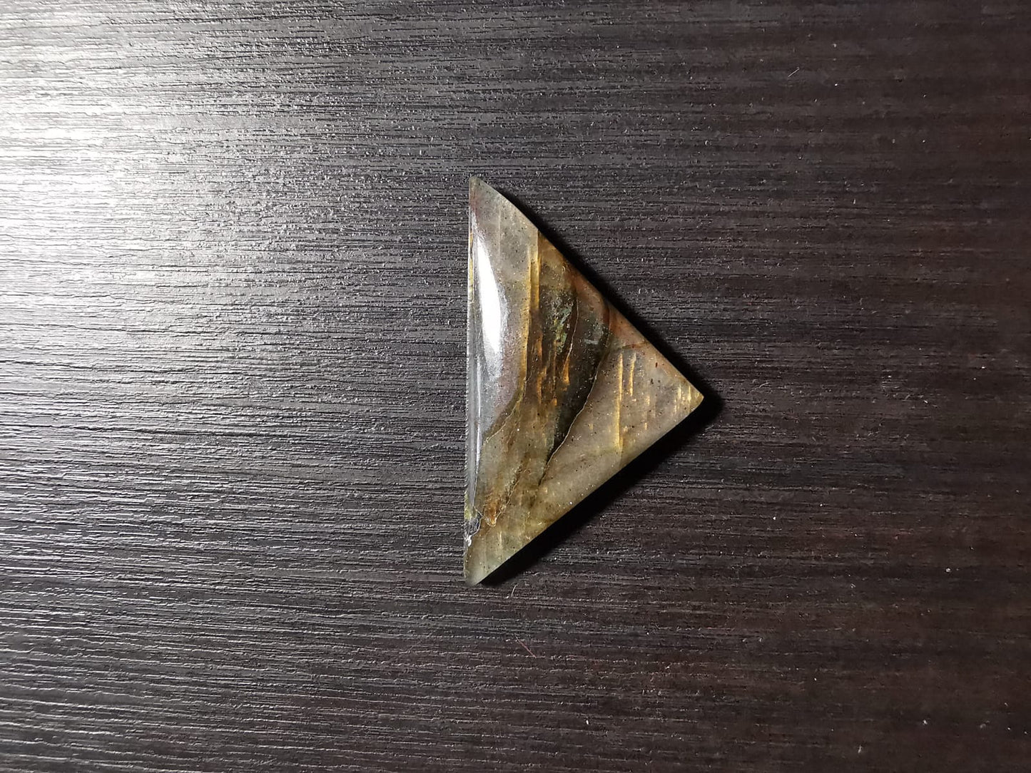 Labradorite taglio triangolare cabochon 23,50 ct