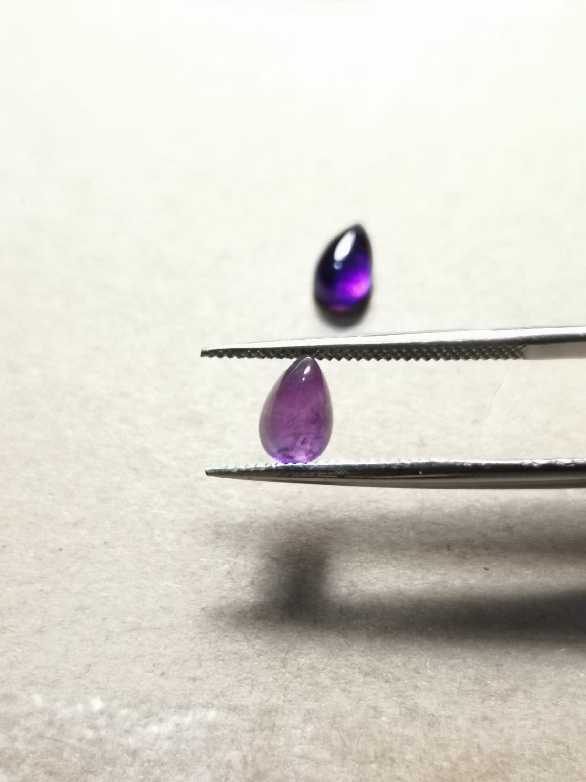 Coppia di Ametiste taglio goccia cabochon 2,31 ct
