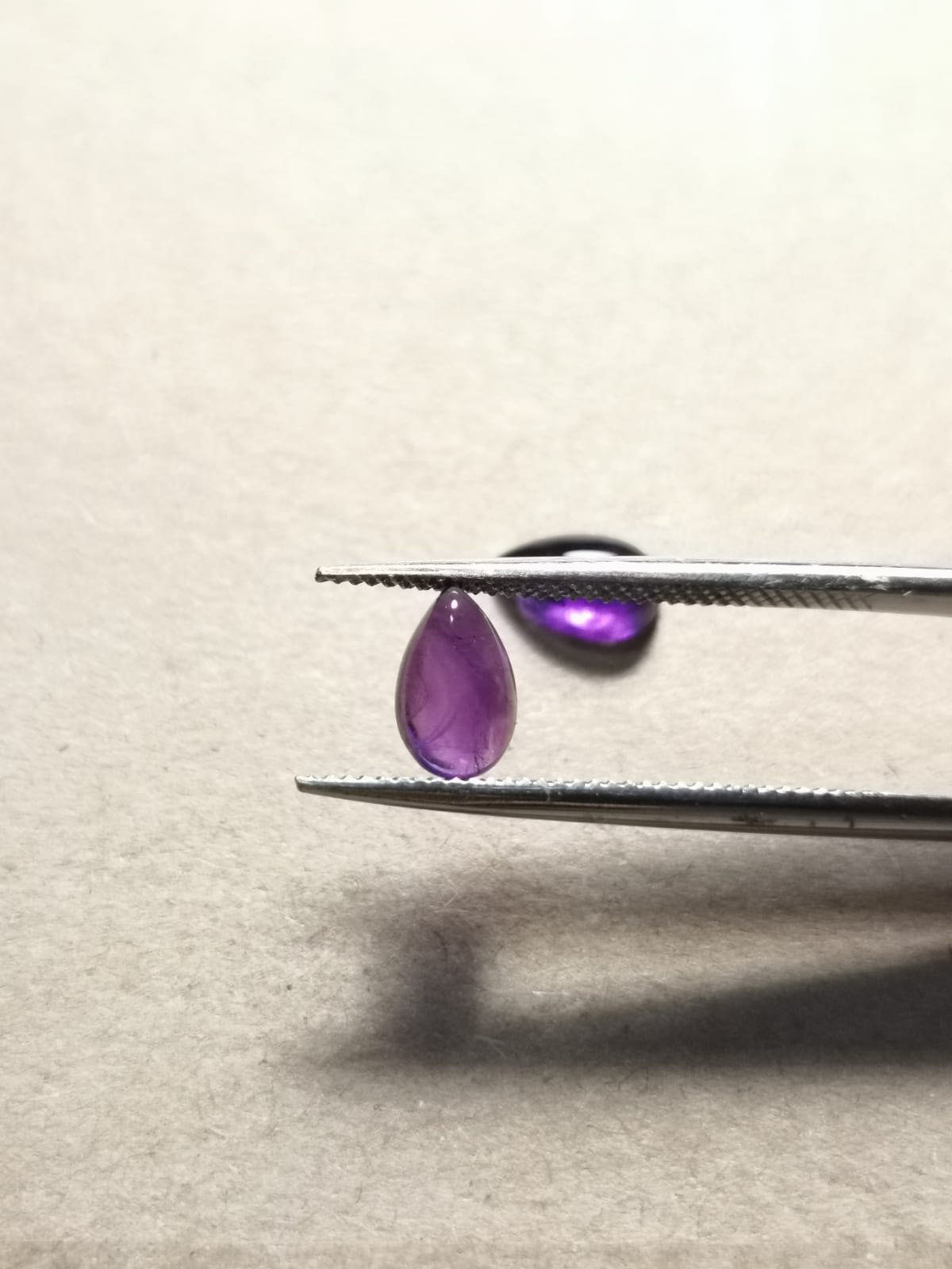 Coppia di Ametiste taglio goccia cabochon 1,77 ct