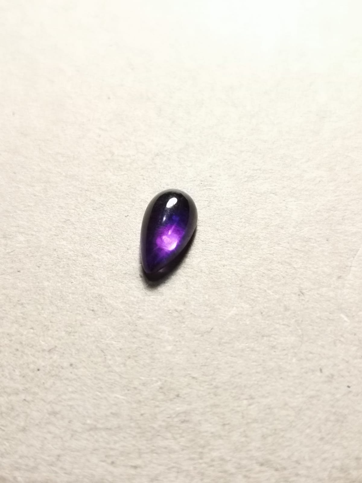 Ametista taglio goccia cabochon 1,72 ct