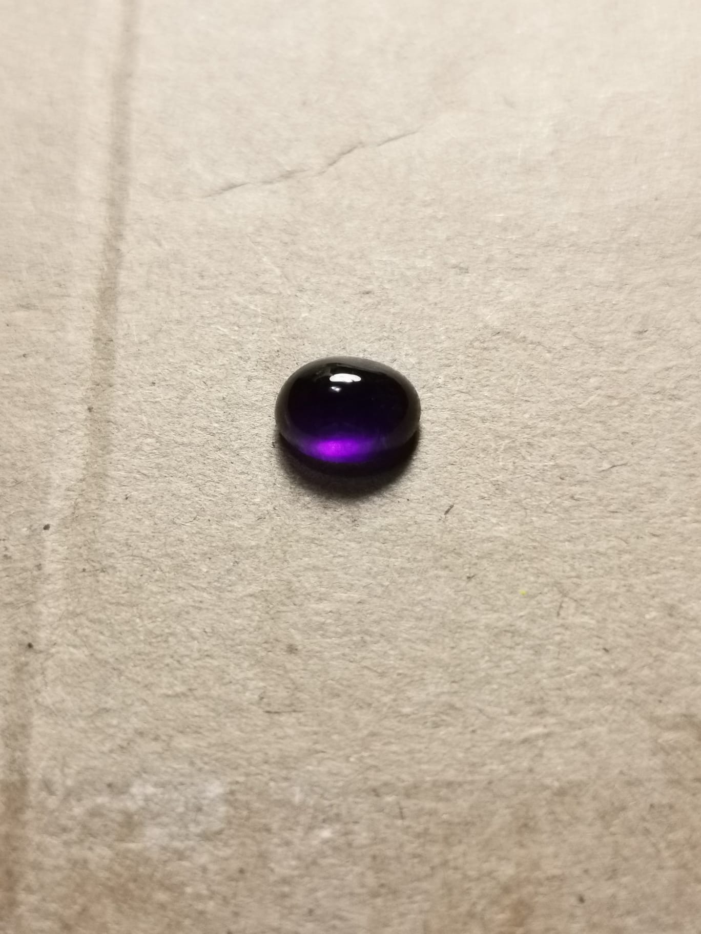 Ametista taglio ovale cabochon 1,35 ct