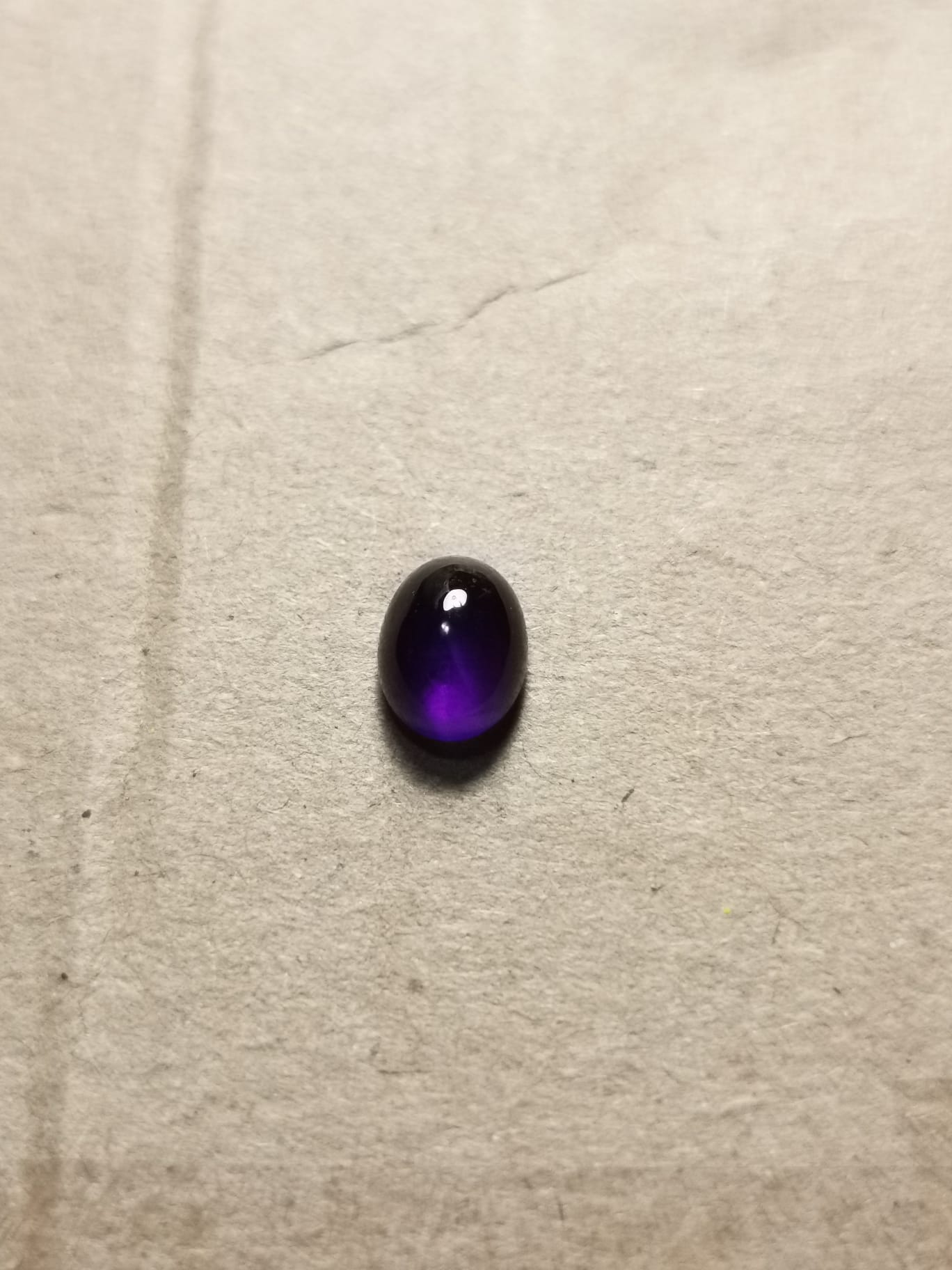 Ametista taglio ovale cabochon 1,35 ct