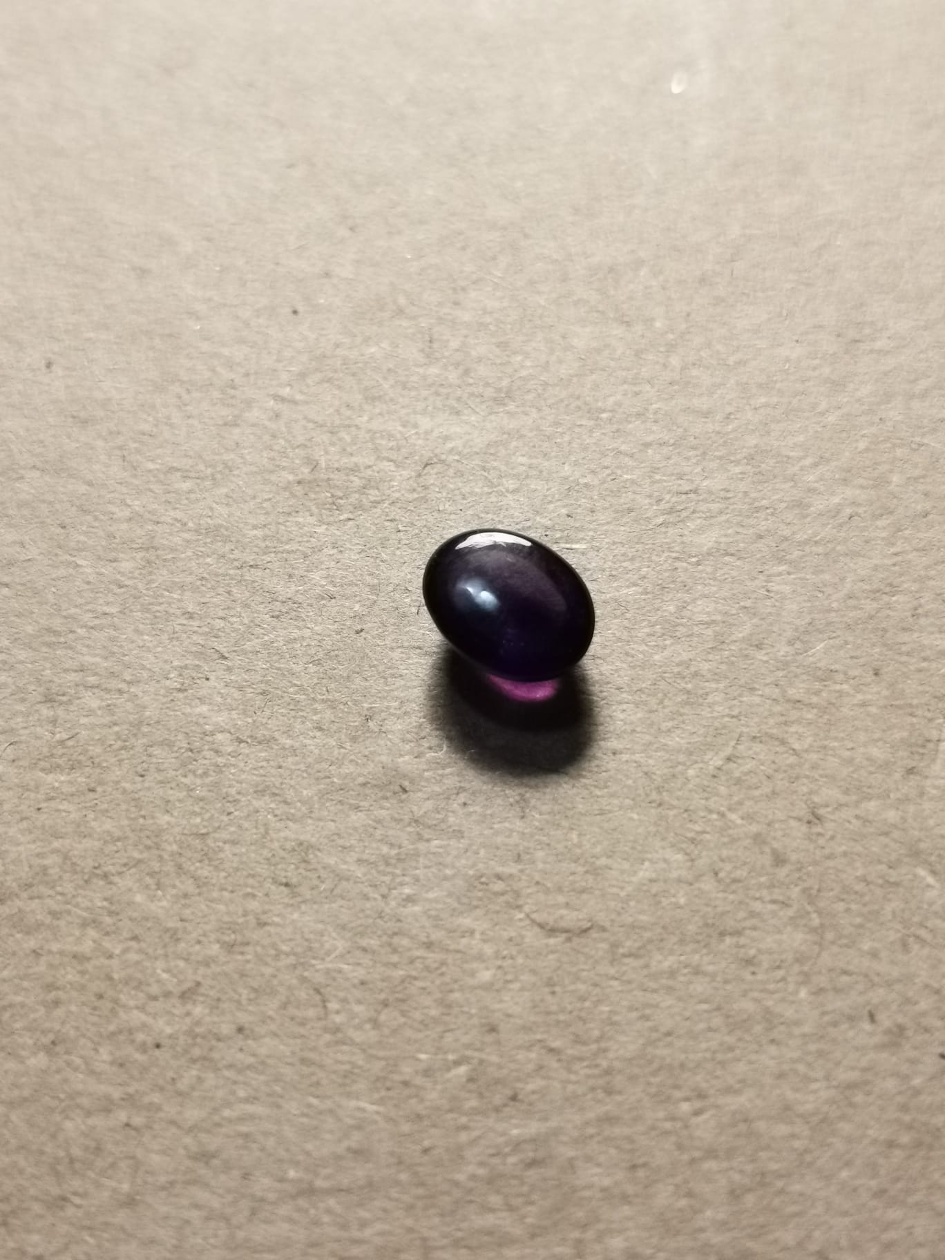 Ametista taglio ovale cabochon 1,43 ct