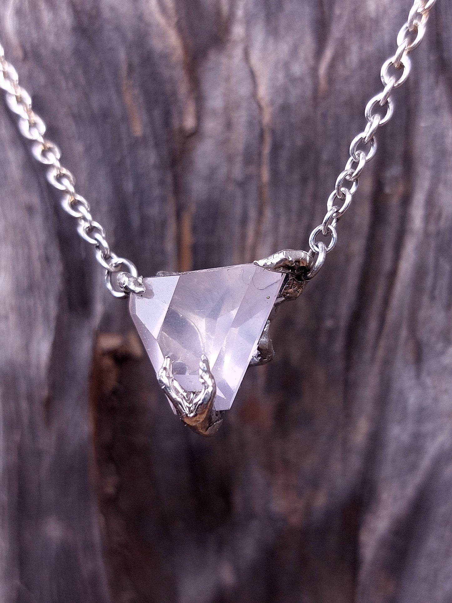 "Riflessi" con Quarzo Rosa Milky – Connessione e Natura