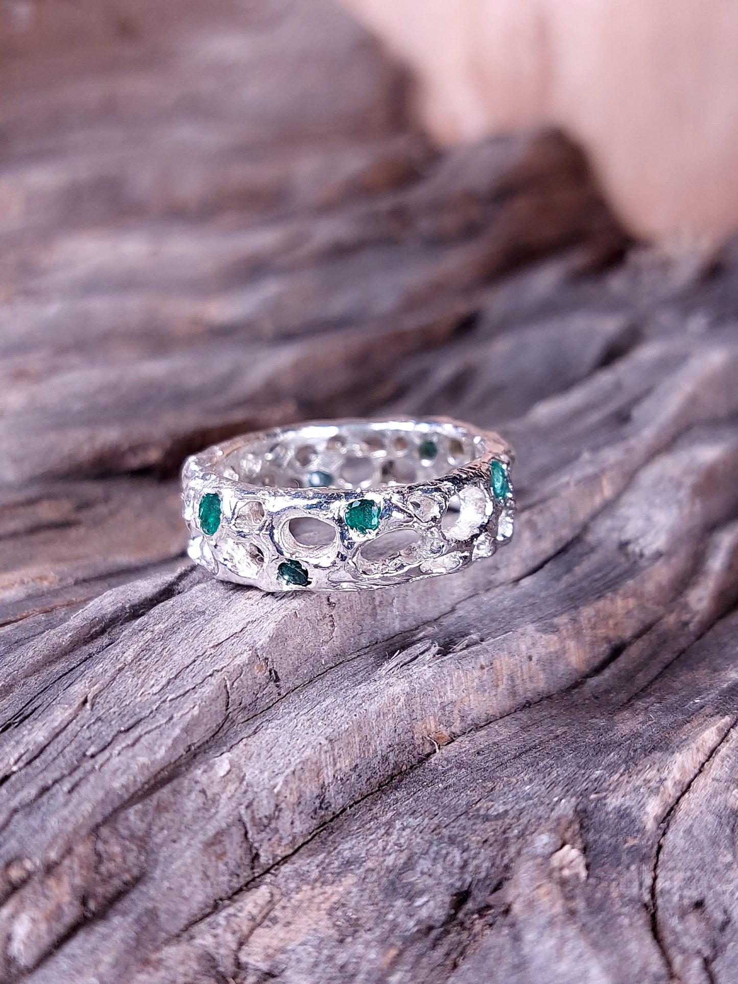 Fascia in Argento con Smeraldi – "Bioband"