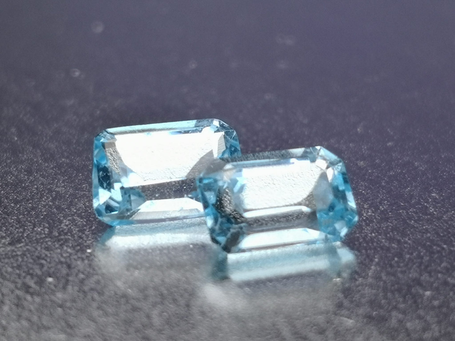 Coppia di topazi taglio rettangolare scantonato 1,45 ct