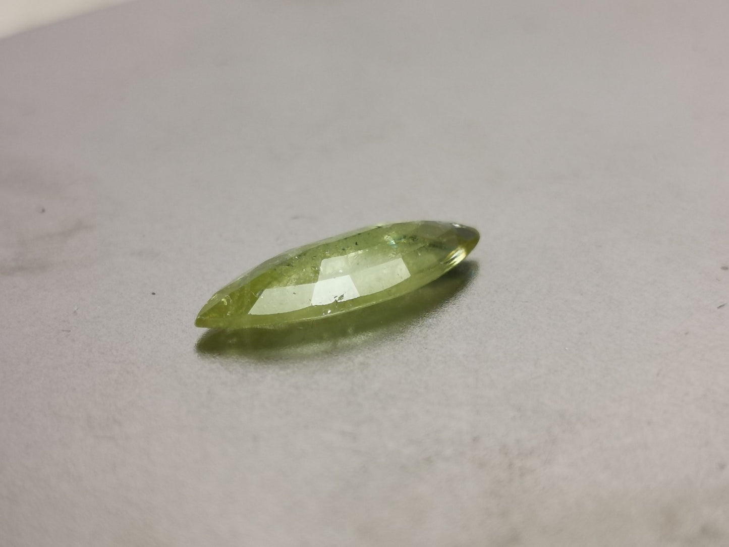 Sfene taglio marquise 2,70 ct