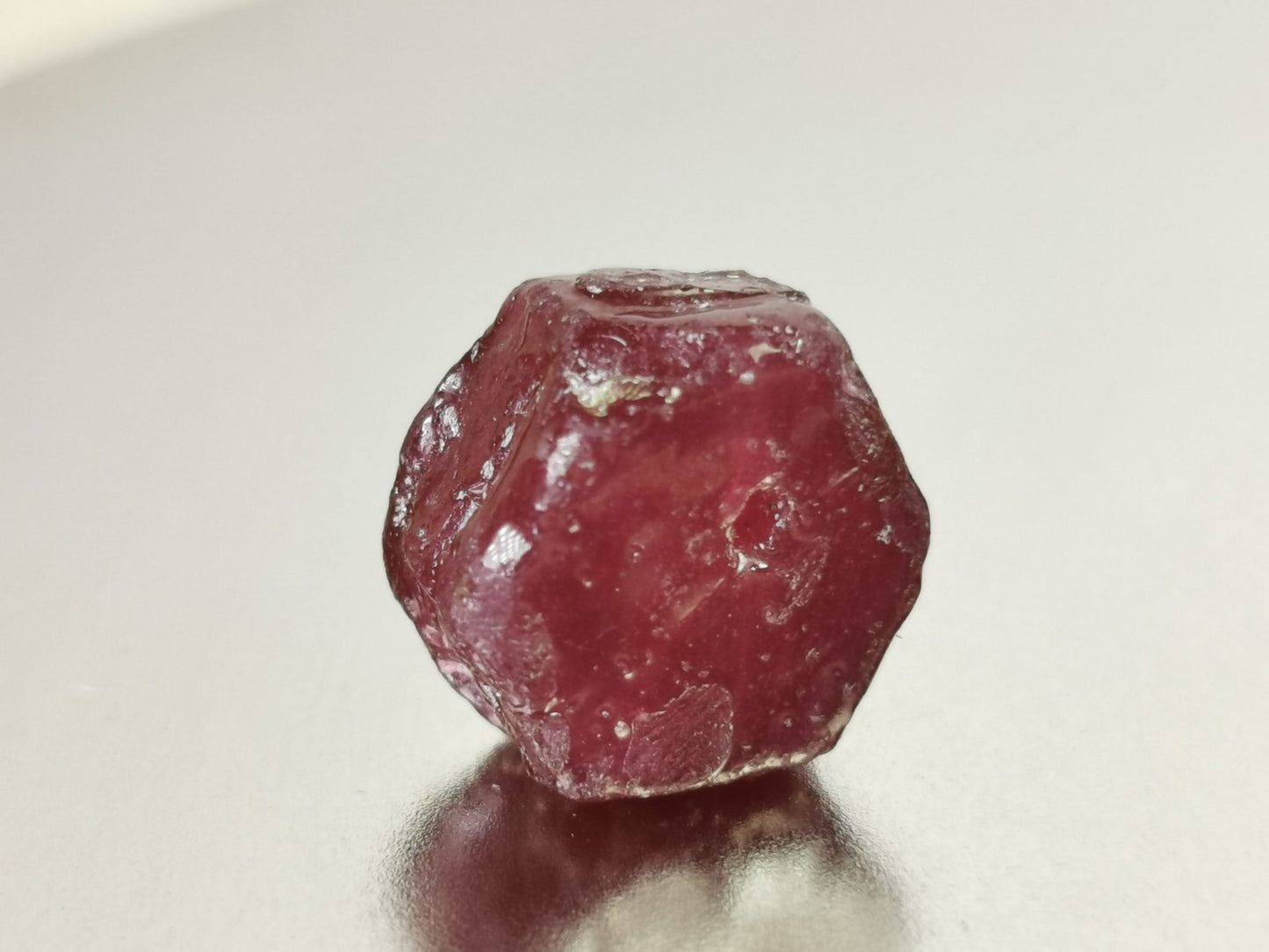 Rubino grezzo 9,35 ct