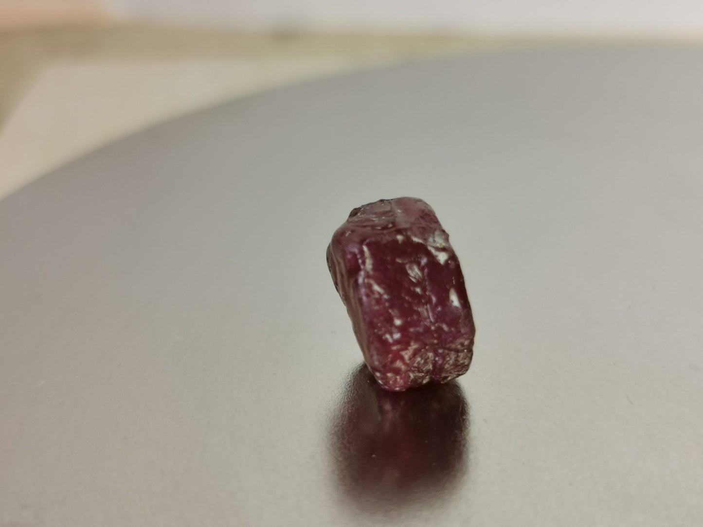Rubino grezzo 9,35 ct