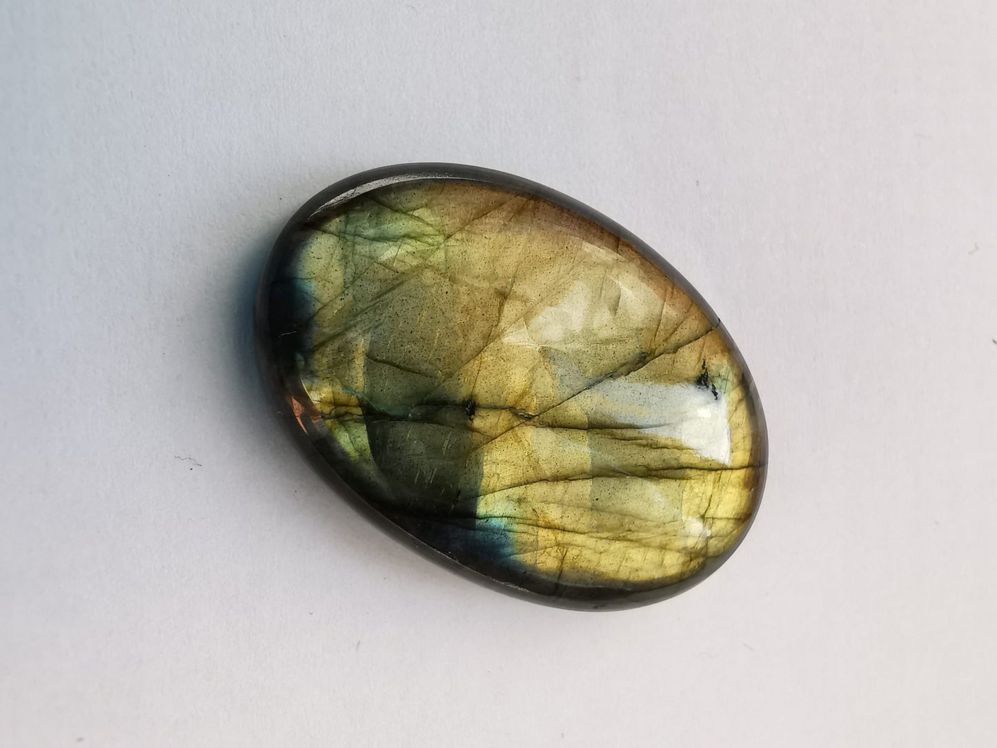 Labradorite taglio ovale cabochon 64,70 ct