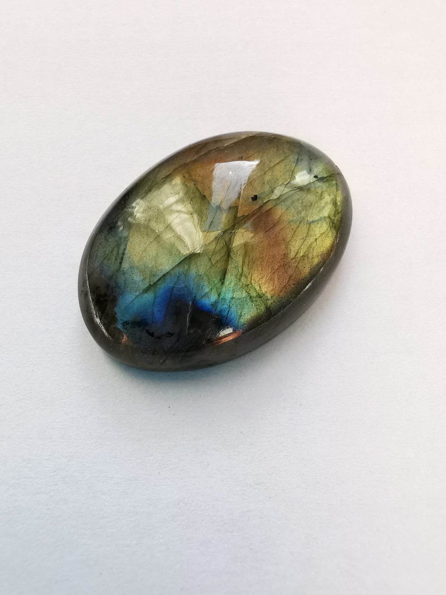 Labradorite taglio ovale cabochon 36,85 ct
