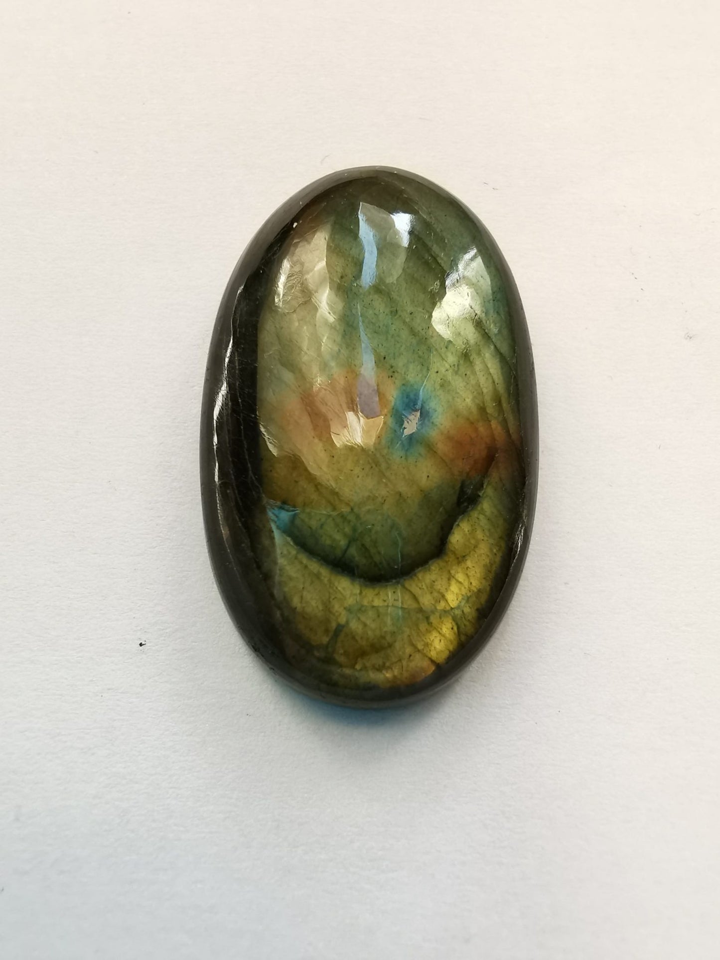 Labradorite taglio ovale cabochon 46,90 ct