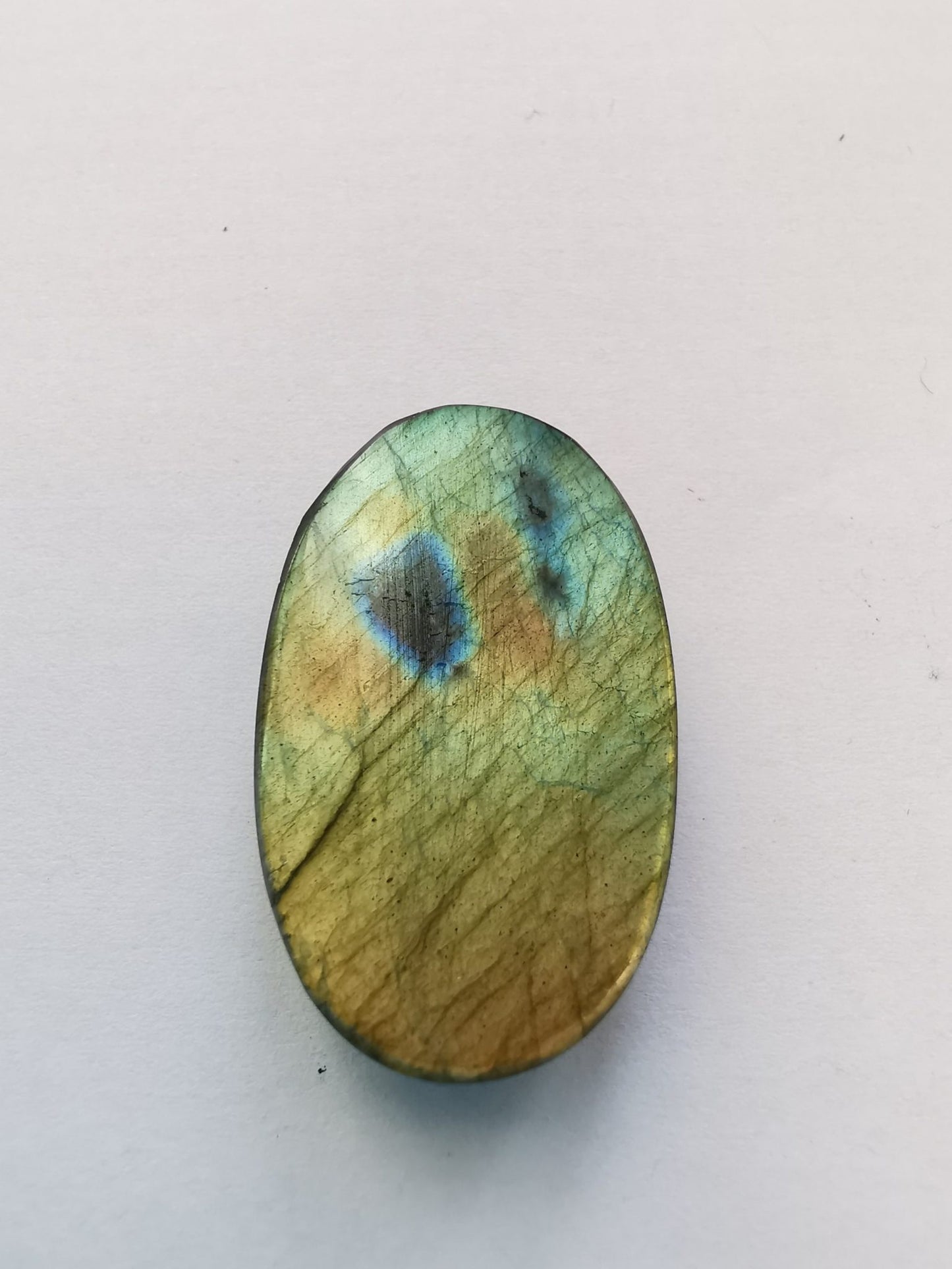 Labradorite taglio ovale cabochon 46,90 ct