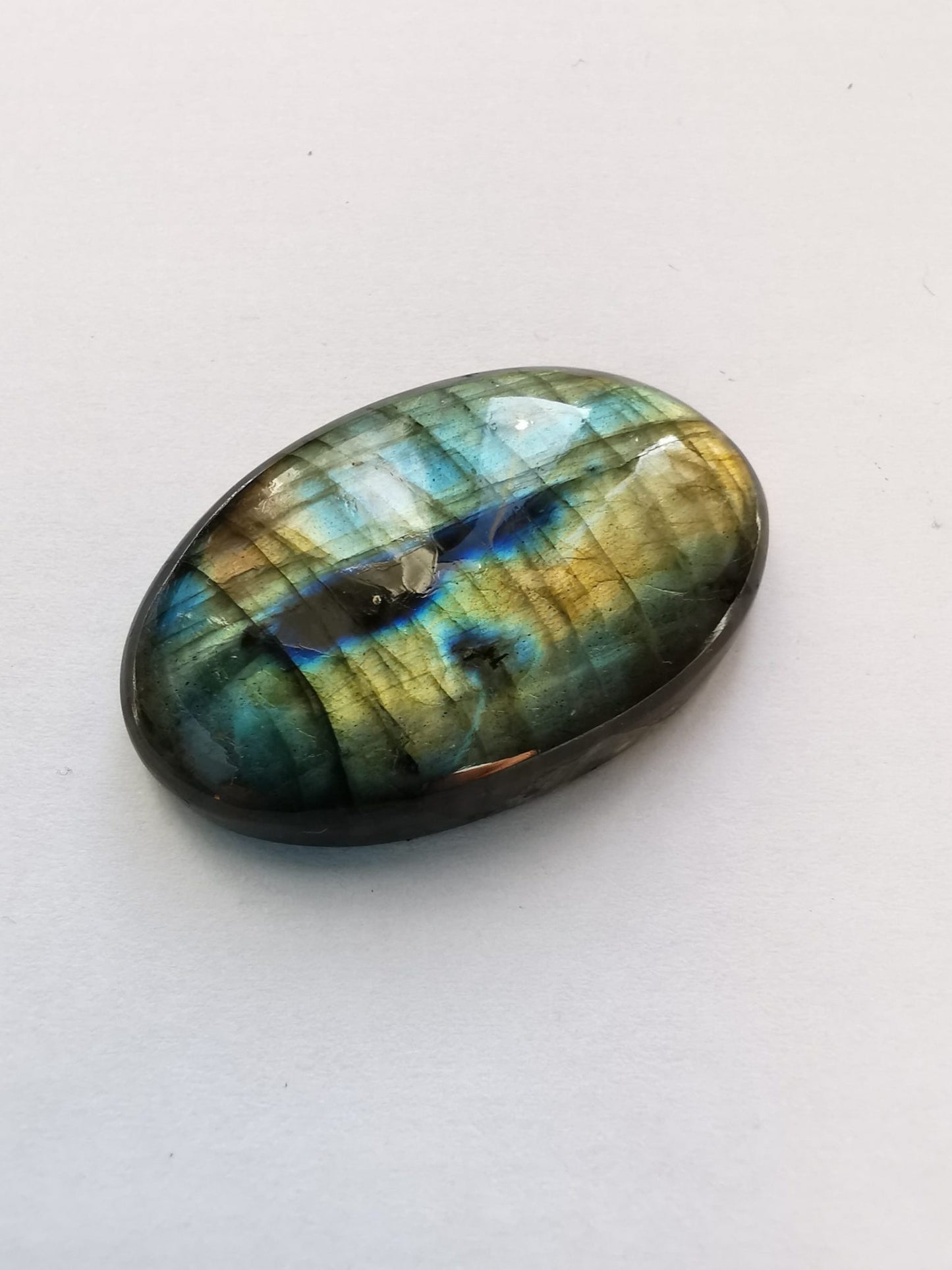 Labradorite taglio ovale cabochon 79,60 ct