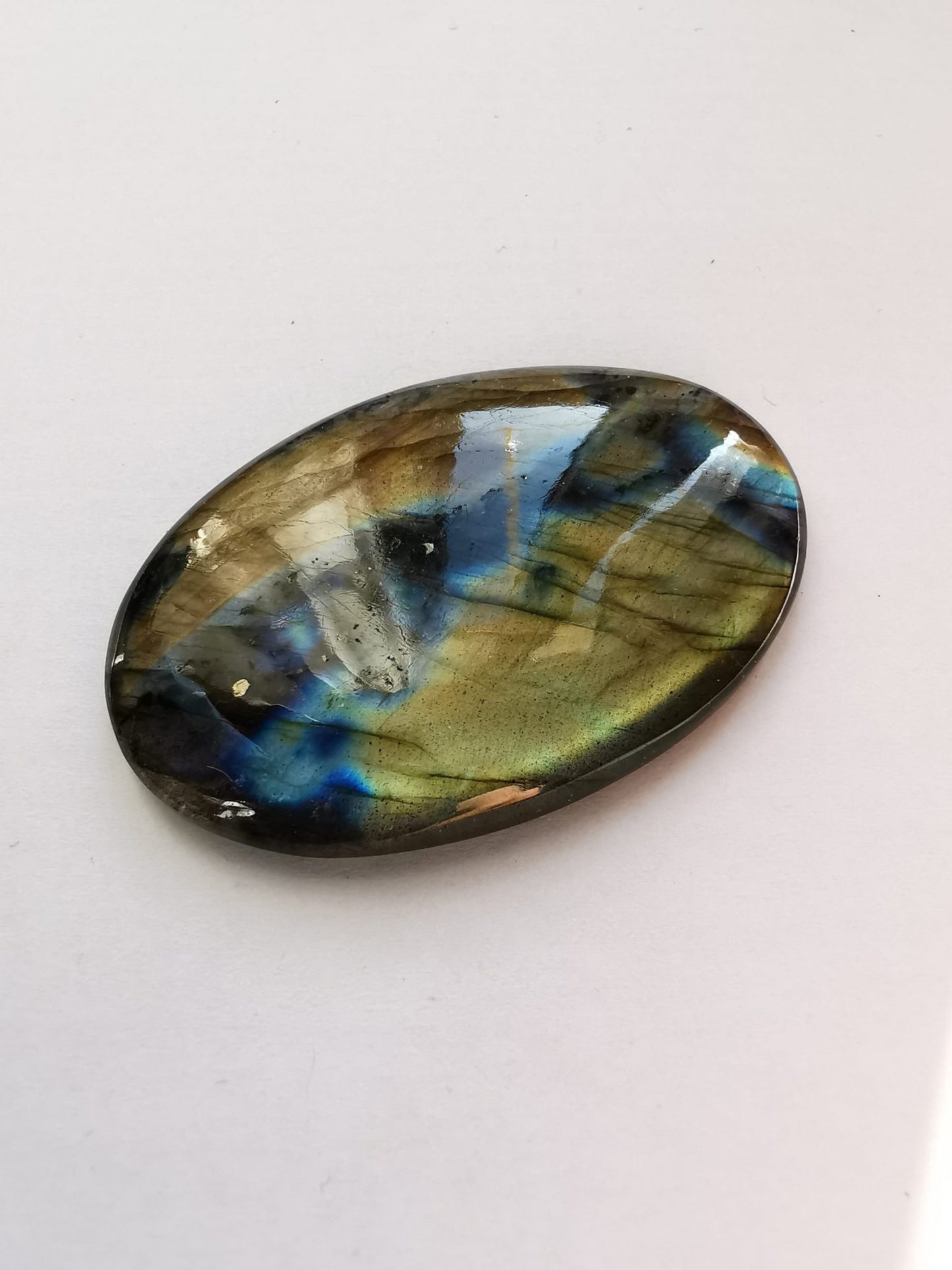 Labradorite taglio ovale cabochon 163,40 ct