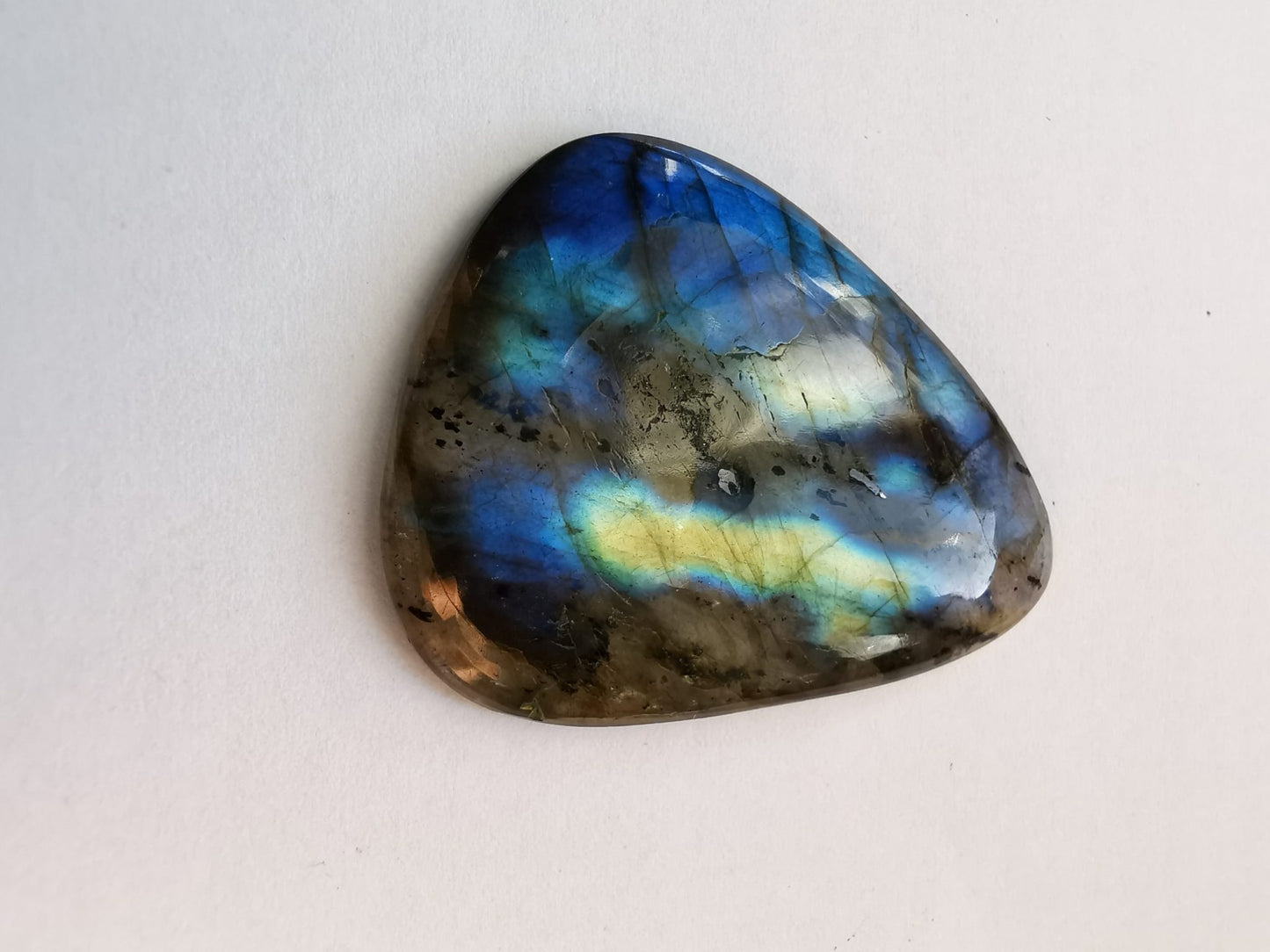 Labradorite taglio goccia cabochon 48,25 ct