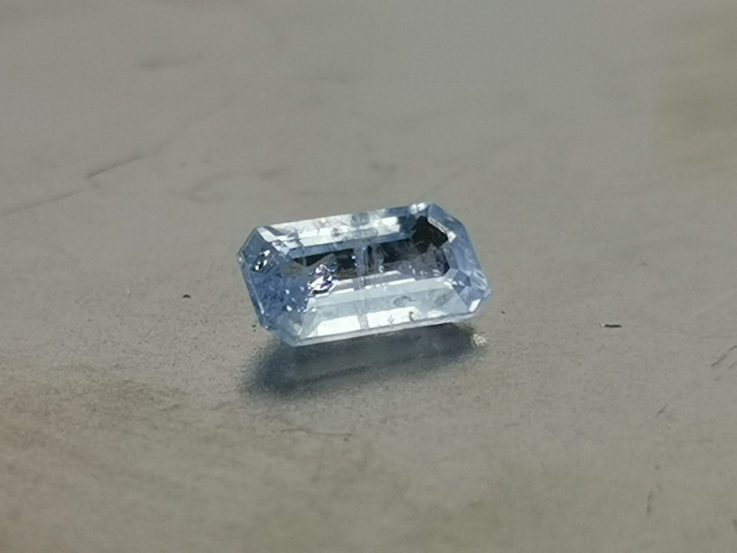 Zaffiro taglio a smeraldo 1,05 ct