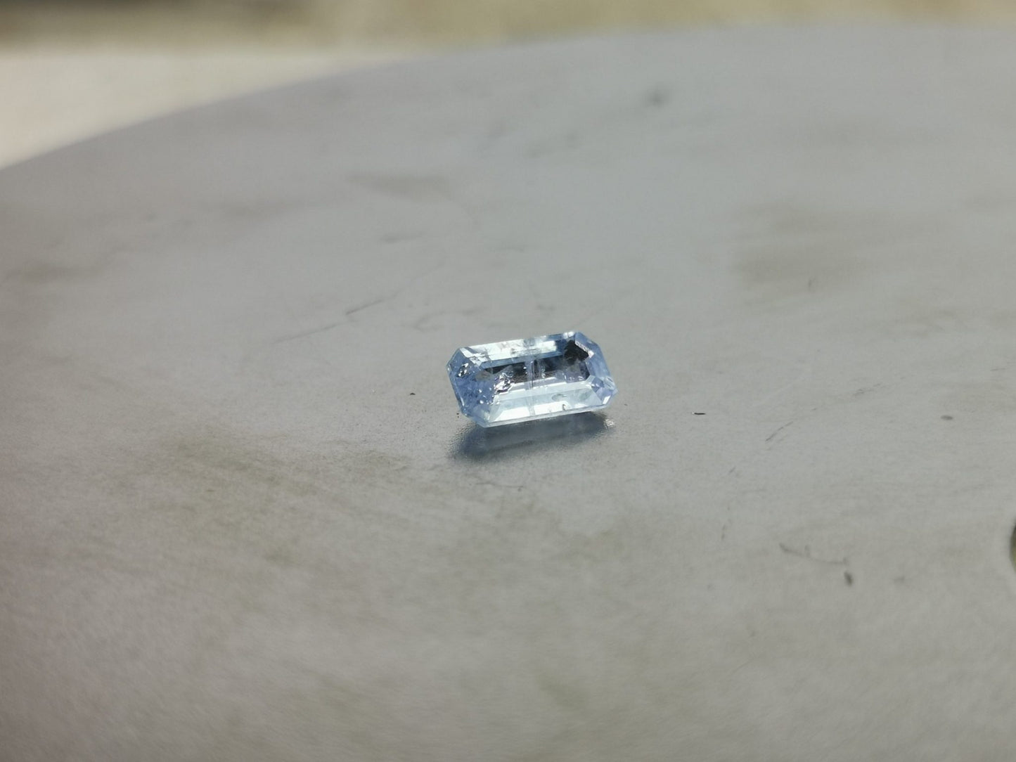 Zaffiro taglio a smeraldo 1,05 ct