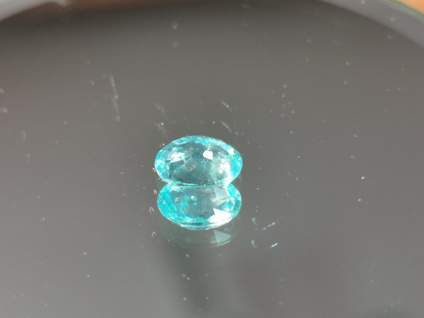 Apatite taglio ovale 1,45 ct