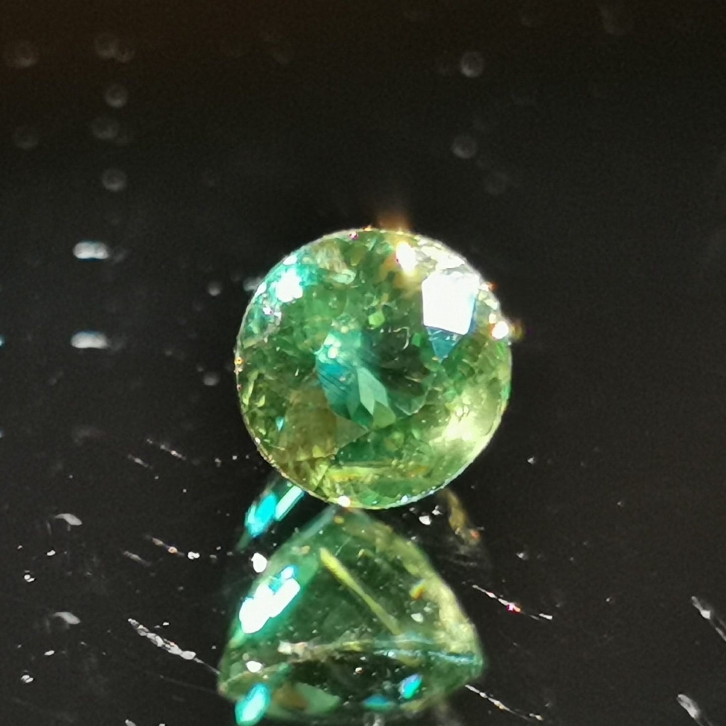 Apatite taglio rotondo 1,12 ct