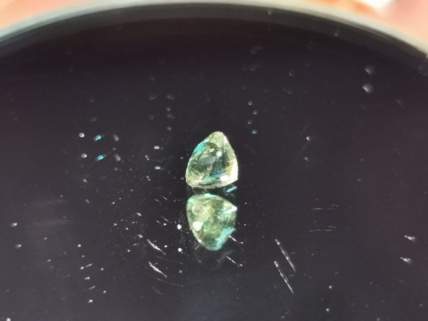 Apatite taglio rotondo 1,12 ct