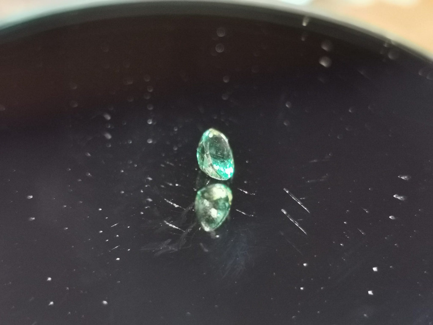 Apatite taglio ovale 0,63 ct