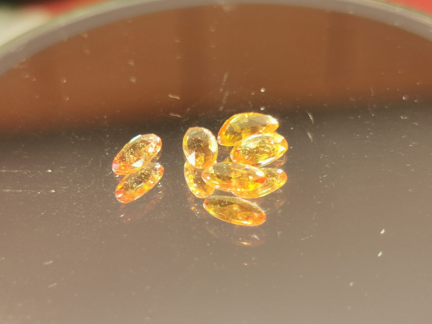 Lotto di 5 Zaffiri arancio taglio rosetta forma fancy 1,83 ct totali