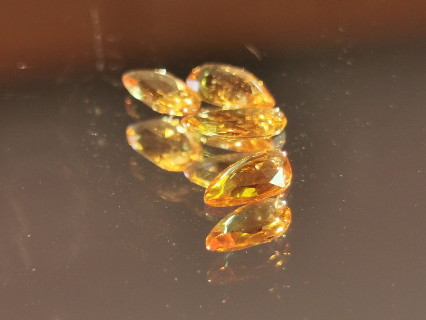 Lotto di 4 Zaffiri arancio taglio rosetta forma fancy 1,31 ct totali