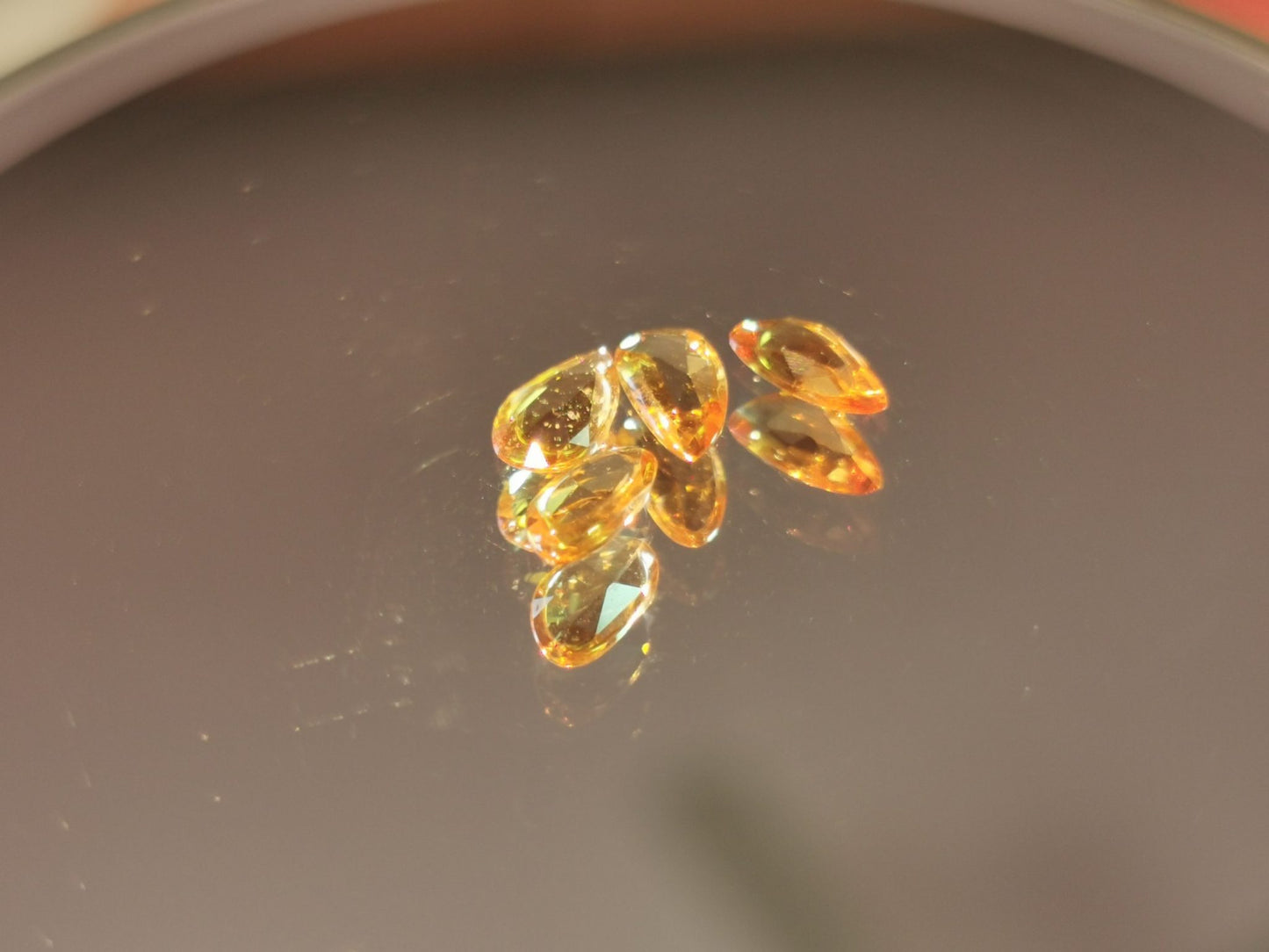 Lotto di 4 Zaffiri arancio taglio rosetta forma fancy 1,31 ct totali