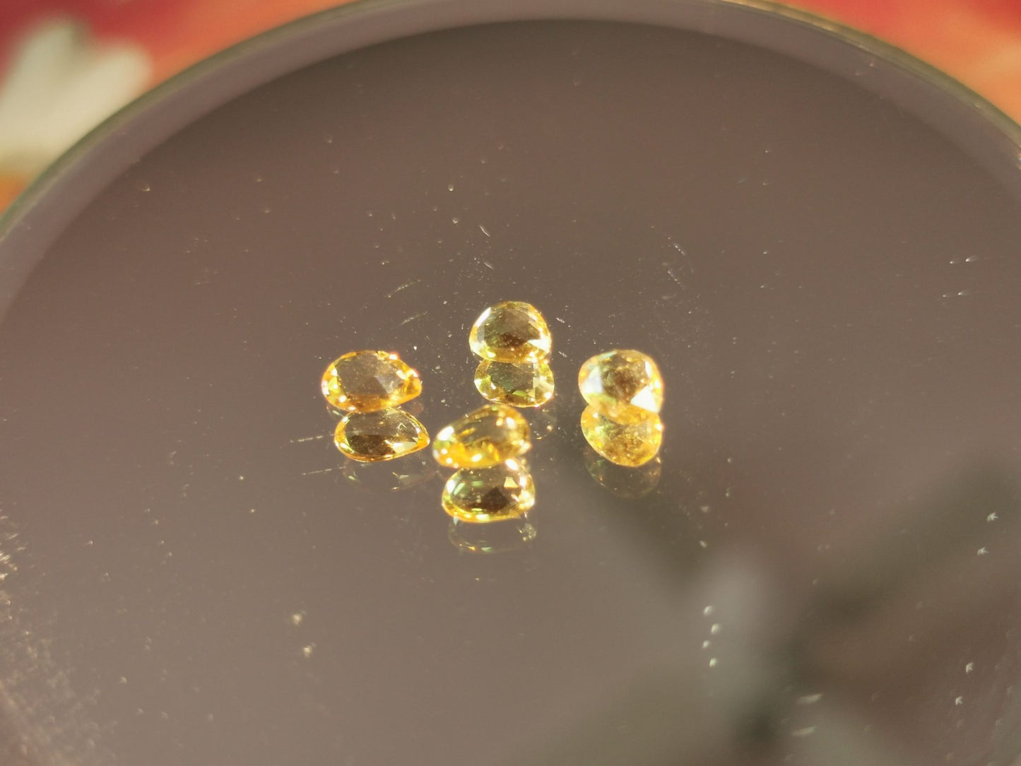 Lotto di 5 Zaffiri arancio taglio rosetta forma fancy 1,64 ct totali