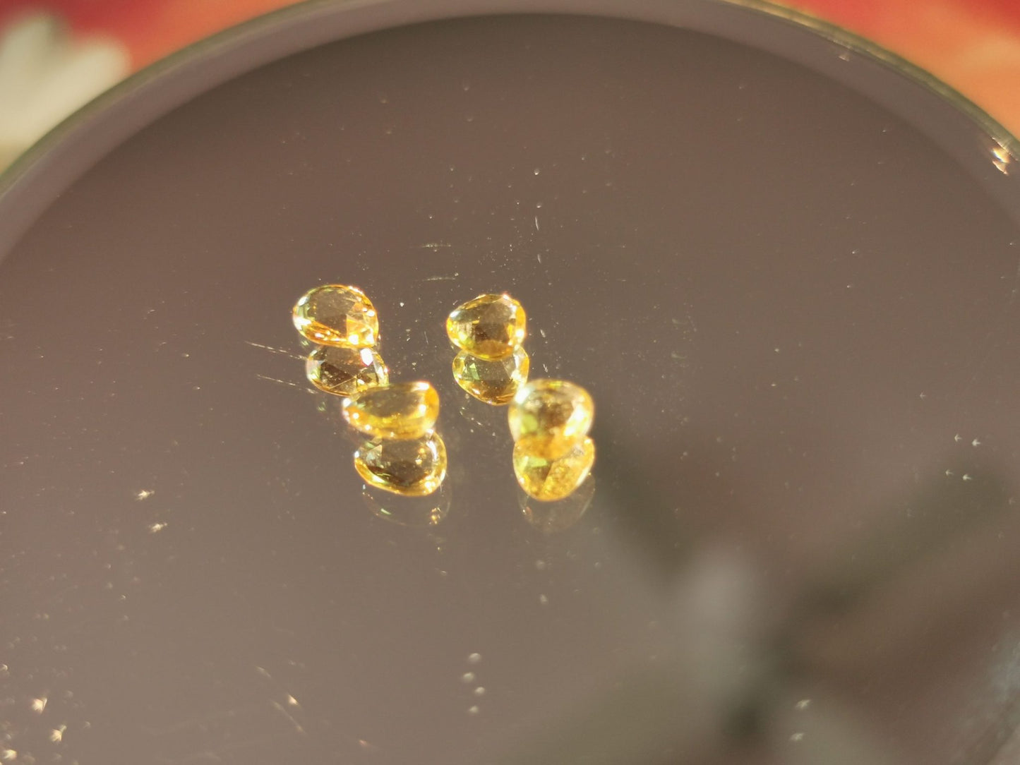 Lotto di 5 Zaffiri arancio taglio rosetta forma fancy 1,64 ct totali