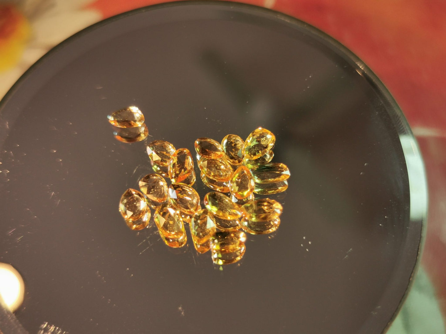 Lotto di 17 Zaffiri arancio taglio rosetta forma fancy 5,15 ct totali
