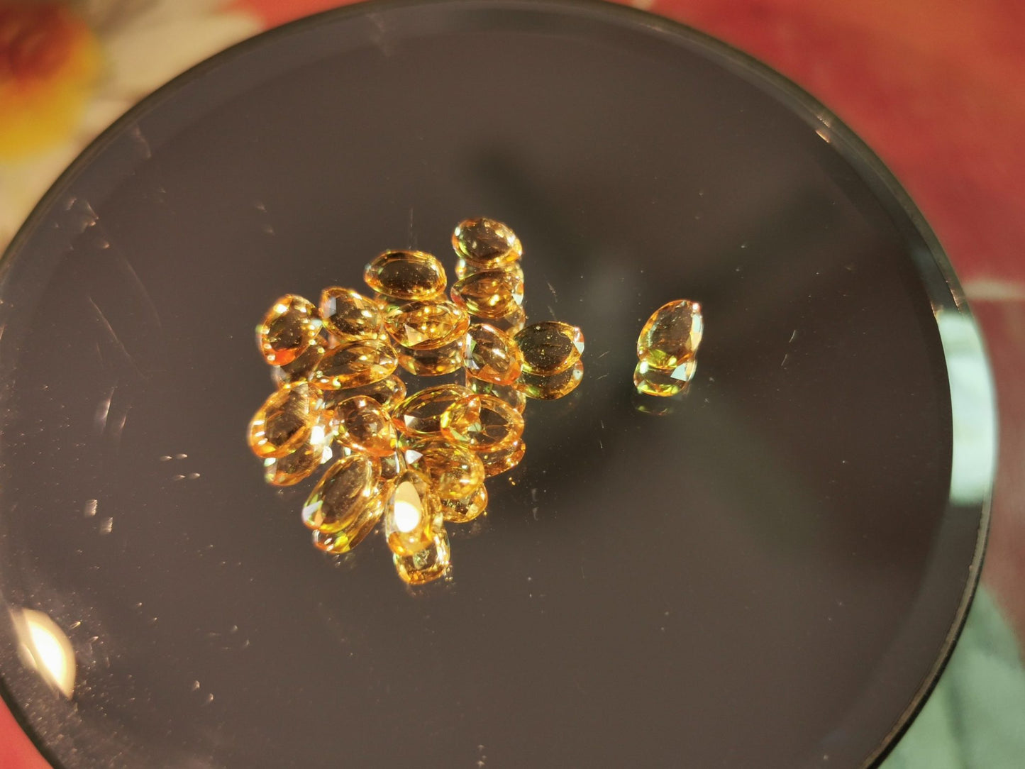 Lotto di 17 Zaffiri arancio taglio rosetta forma fancy 5,15 ct totali