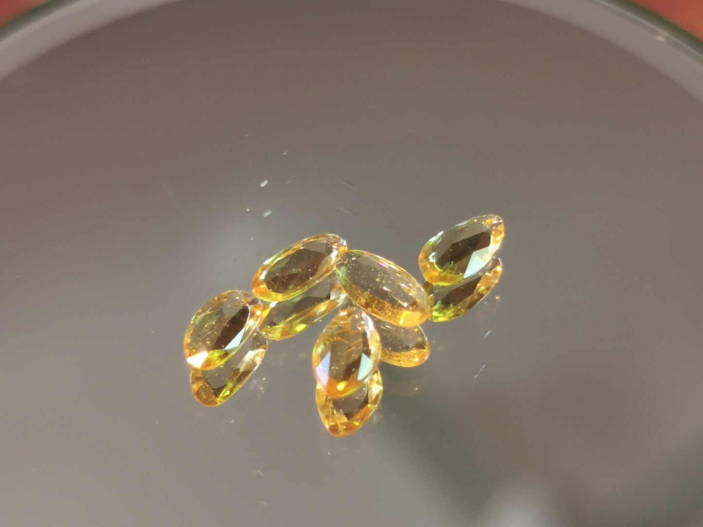 Lotto di 5 Zaffiri arancio taglio rosetta forma fancy 1,79 ct totali