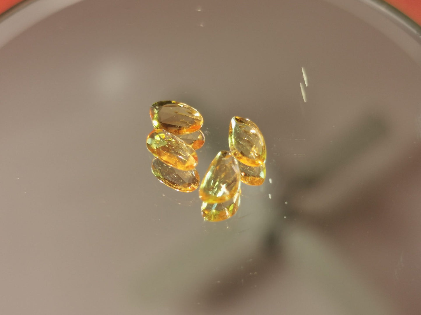 Lotto di 4 Zaffiri arancio taglio rosetta forma fancy 1,62 ct totali