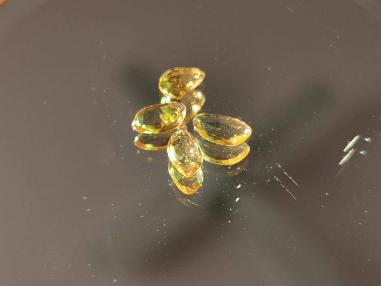 Lotto di 4 Zaffiri arancio taglio rosetta forma fancy 1,64 ct totali