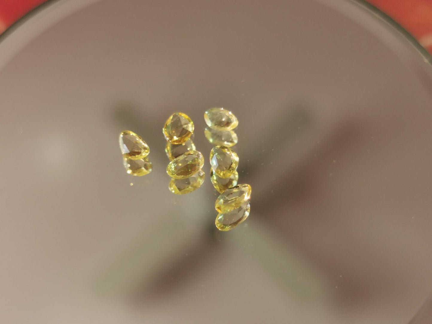 Lotto di 6 Zaffiri giallo taglio rosetta forma fancy 1,28 ct totali
