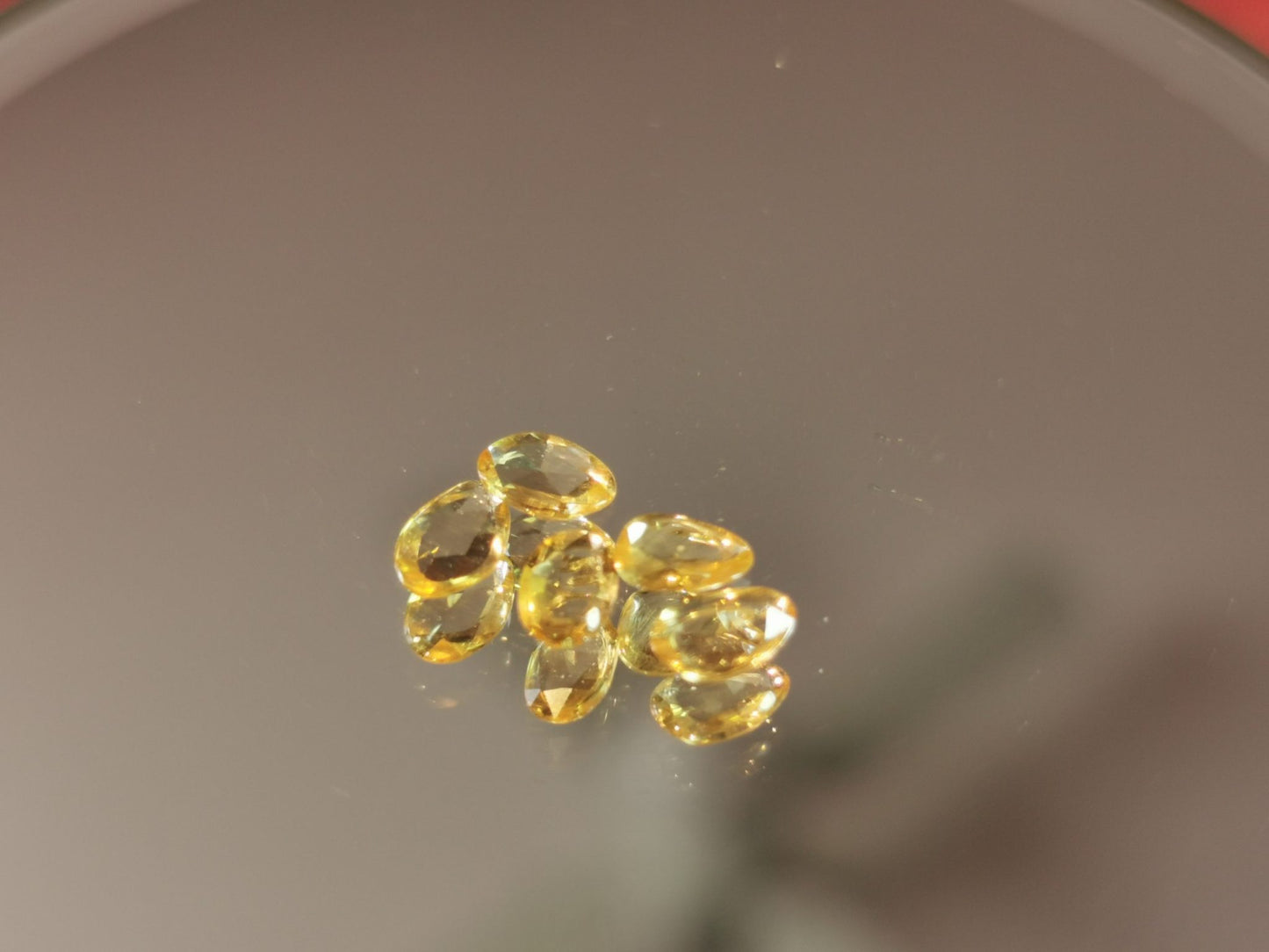 Lotto di 5 Zaffiri giallo taglio rosetta forma fancy 1,13 ct totali