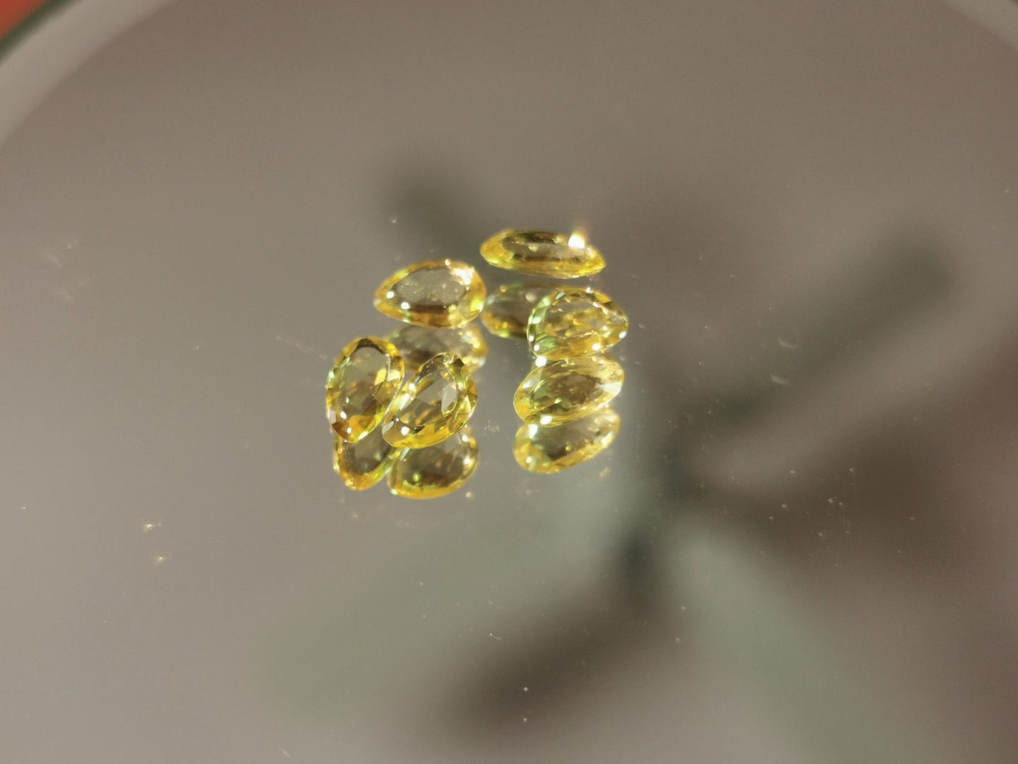 Lotto di 6 Zaffiri giallo taglio rosetta forma fancy 1,51 ct totali
