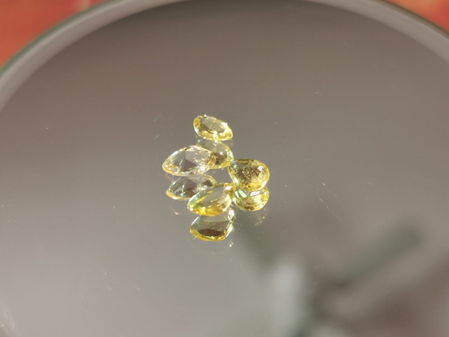 Lotto di 4 Zaffiri giallo taglio rosetta forma fancy 1,29 ct totali