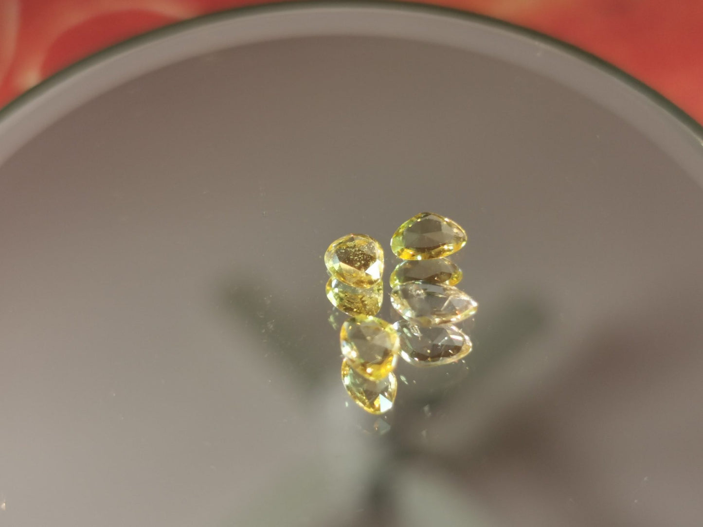 Lotto di 4 Zaffiri giallo taglio rosetta forma fancy 1,29 ct totali