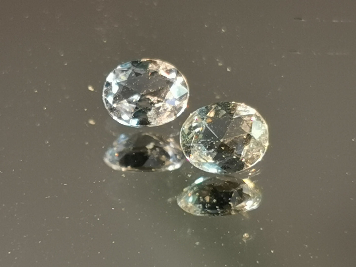 Coppia di Zaffiri taglio ovale 0,71 ct totali