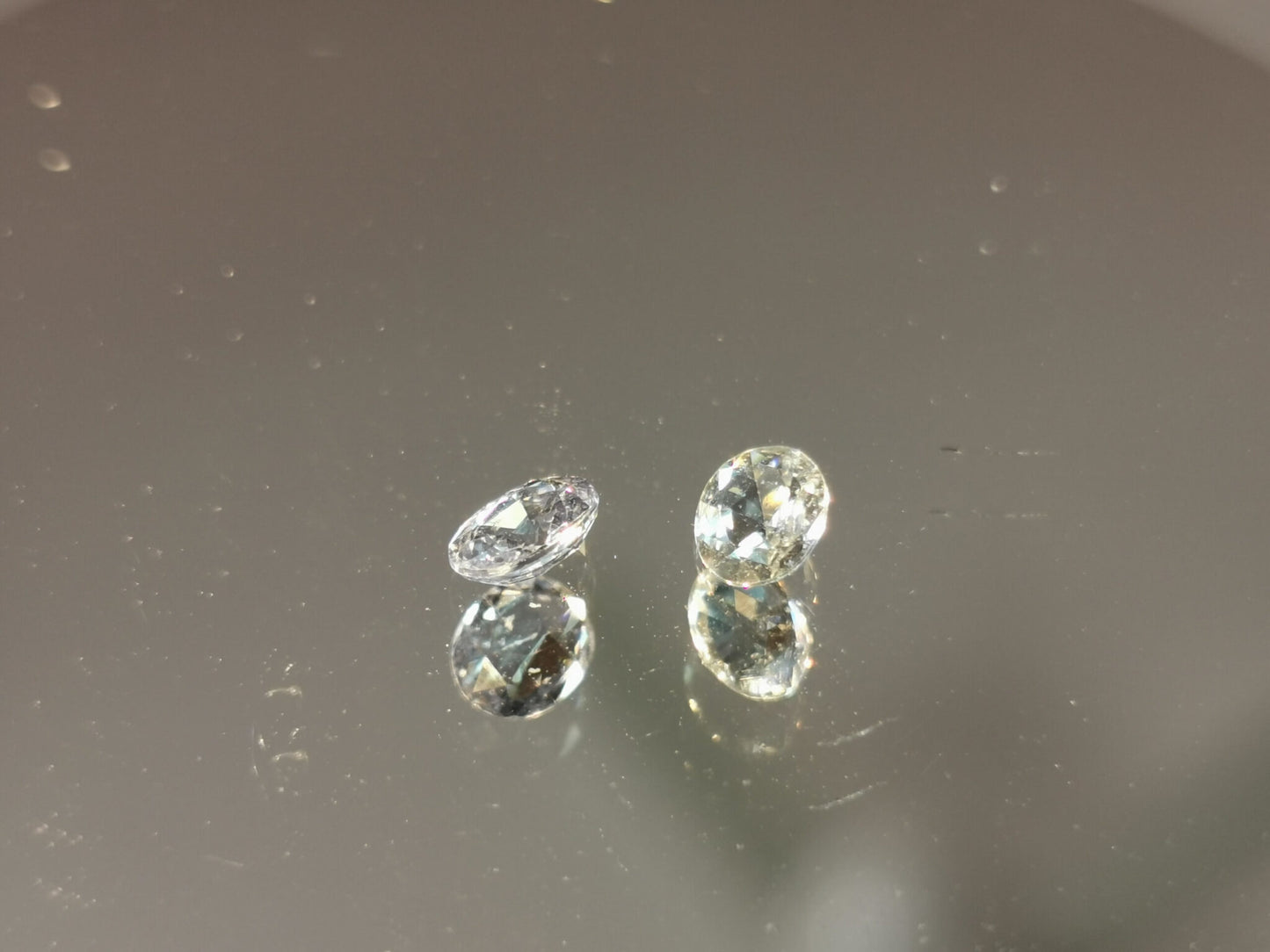 Coppia di Zaffiri taglio ovale 0,71 ct totali