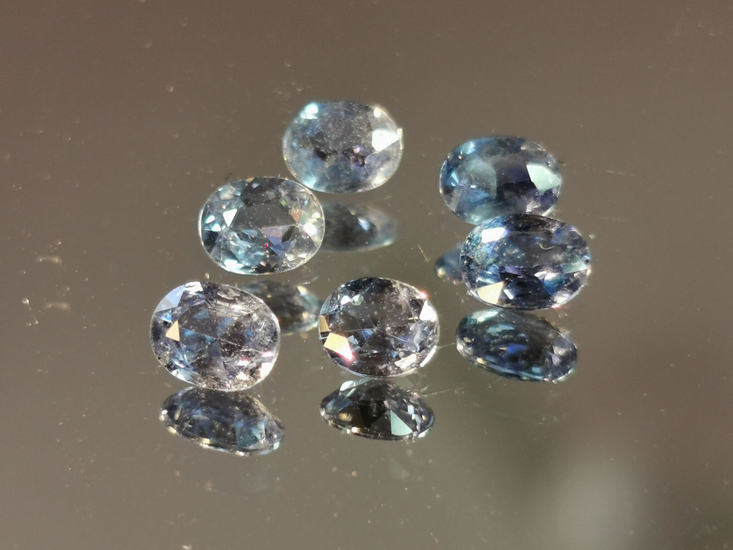 Lotto di 6 Zaffiri taglio ovale 2,35 ct totali